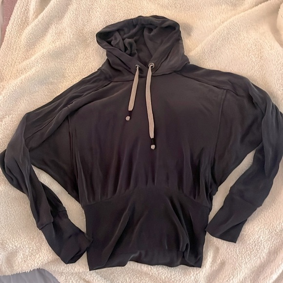 Free People dark grey sweatshirt- SOLD - not available - Picture 1 of 3